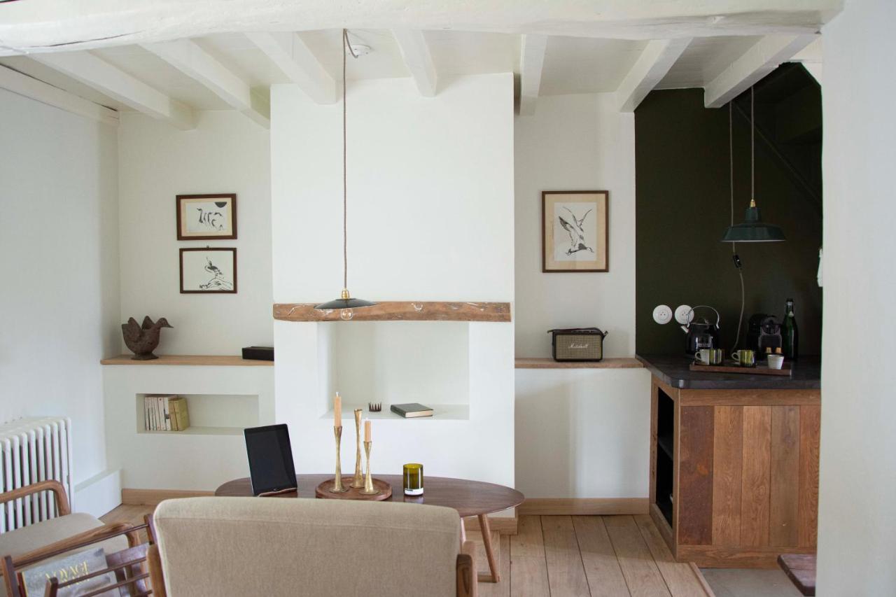 Le Roitelet - Suite D'Hotes Privative Montcavrel エクステリア 写真